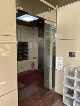 お茶の水木村ビルの外観