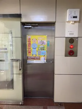 お茶の水木村ビルの外観