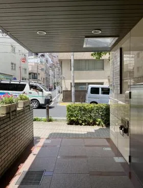 お茶の水木村ビルの外観