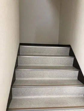 新和ビルの外観