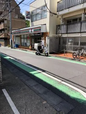 新和ビルの外観