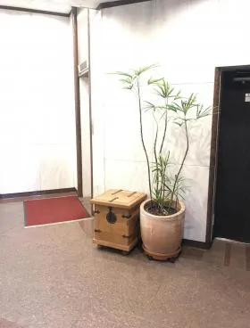 山楽ビルの外観