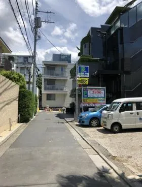 DEAR OMOTESANDOUビルの外観