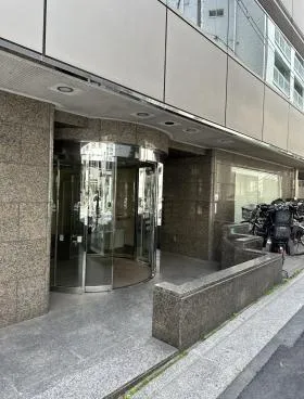 池袋KTビルの外観