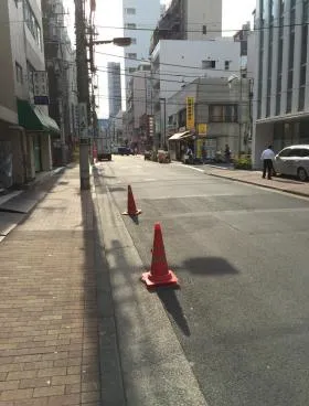 泉ビルの外観