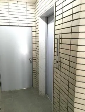 エビナビルの外観