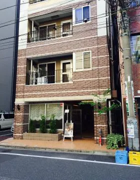 スワンレイク東日本橋ビルの外観