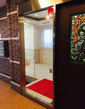 スワンレイク東日本橋ビルの外観