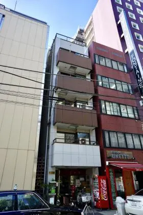 伊勢屋ビルの外観