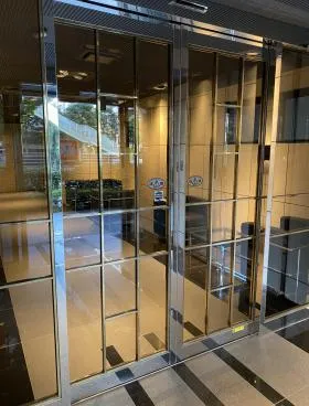 塩谷入船(旧寿ビル)ビルの外観