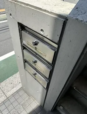アロニアビルの外観