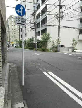 イッカクビルの外観