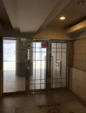 ダイアパレス東神田Ⅱビルの外観