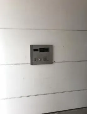 ホワイトヒルズの外観
