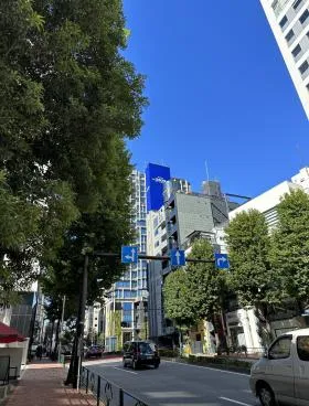 青山コンパルビルの外観