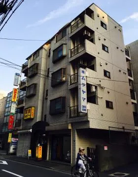 東郷マンションの外観