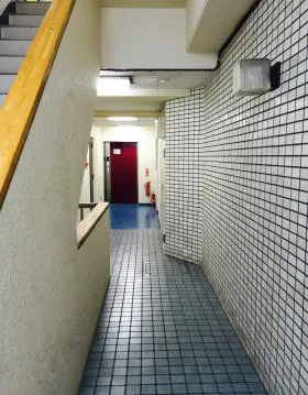 東郷マンションの外観