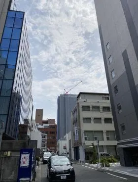 マキリバーサイドビルの外観