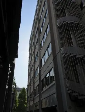 ビルディングパピロスの外観