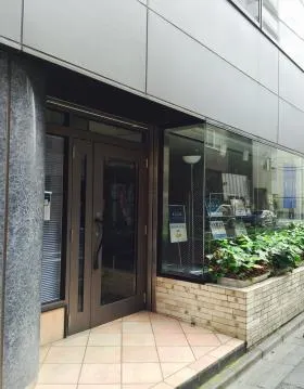 堀井ビルの外観