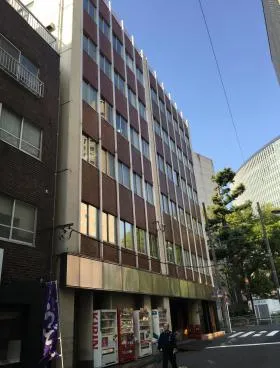 豊島屋本店ビルの外観