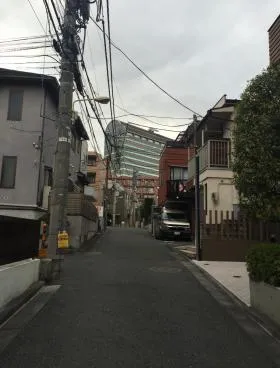 ダイナックスビルの外観