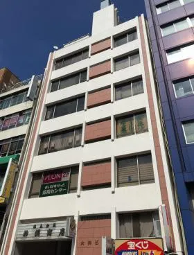 大興ビルの外観
