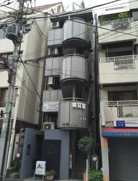 飯田橋有山ビルの外観