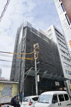 エスト新宿ビルの外観