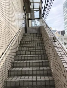 朝倉ビルの外観