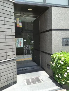 前島ビルの外観