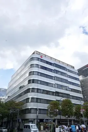 住友生命茅場町ビルの外観