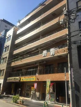 ダイアパレス新宿1丁目の外観