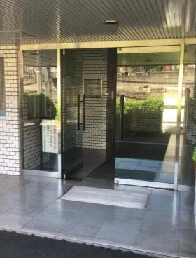 サンビューハイツ神宮ビルの外観