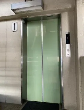 柴野ビルの外観