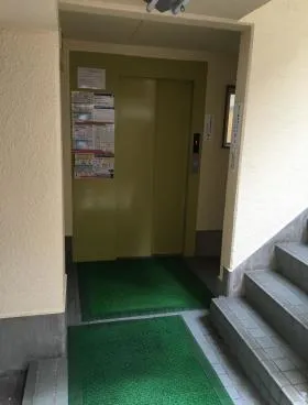 土屋マンションの外観