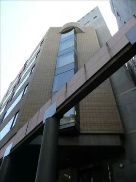 信田ビルの外観