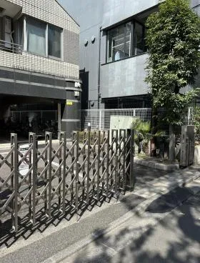 アクシア原宿の外観