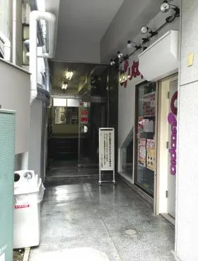 KIビルディングビルの外観