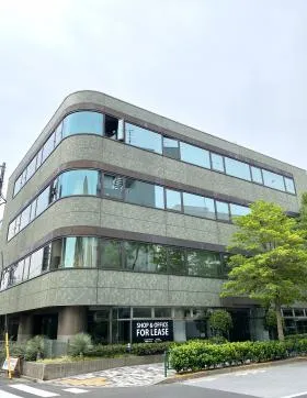 FOREST HILLS EASTの外観