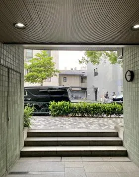 FOREST HILLS EASTの外観