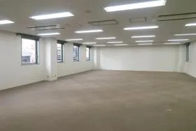 市川ビルの外観