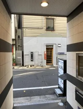 松楽ビルの外観