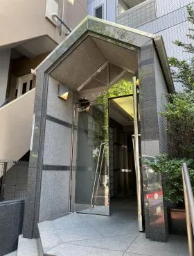 青葉台タワーアネックスの外観