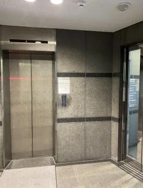 青葉台タワーアネックスの外観
