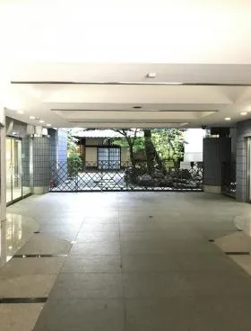 本郷瀬川ビルの外観