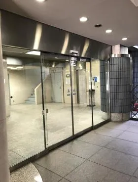 本郷瀬川ビルの外観