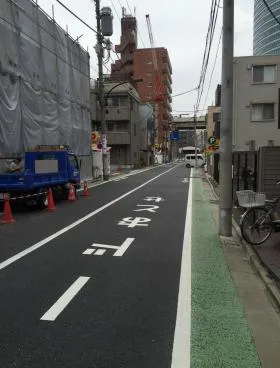 アゼリアビルの外観