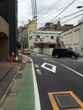アゼリアビルの外観