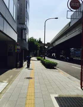 京王初台1丁目ビルの外観